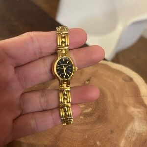 Vintage Regency Ladies Watch Gold